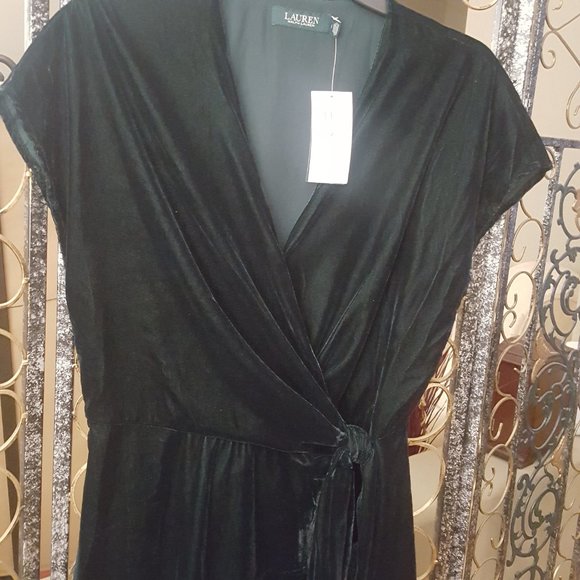 Ralph Lauren Velvet Dress NWT size 2 - Picture 10 of 10